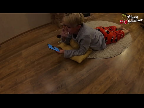 ❤️ Traks Blondīne sūc milzīgu locekli sūc un lēkā uz tā - anālais sekss ️❌ Tik porno pie mums lv.serviporno.ru ❤
