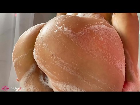 ❤️ Brunete masturbē makstiņu ar vibratoru līdz intensīvam orgasmam dušā ️❌ Tik porno pie mums lv.serviporno.ru ❤