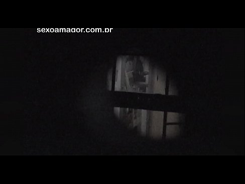 ❤️ Blondīnīte tiek slepeni filmēta ar kaimiņu vuajeru, kurš slēpjas aiz dobiem ķieģeļiem ️❌ Tik porno pie mums lv.serviporno.ru ❤